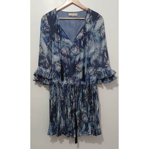 Elle Sasson womens size 34 uk size 2 usa 100% silk blue smocked elastic waist - Picture 2 of 8